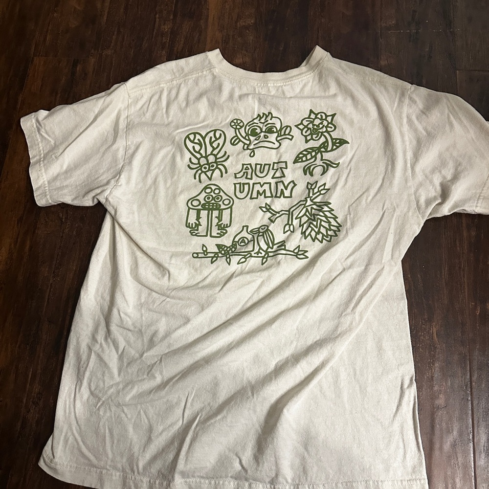 Men’s Autumn T Shirt Size Large
